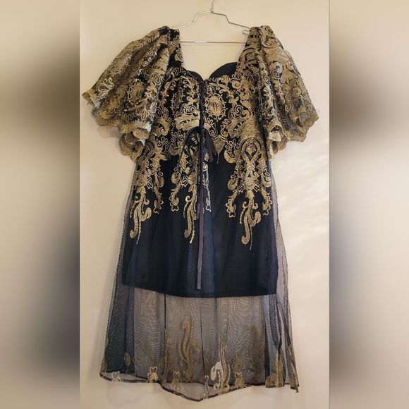 Embroidered Angels  Fashion dress. - Picture 1 of 3